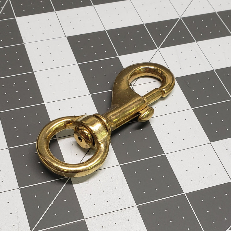 Load image into Gallery viewer, Solid Brass Swivel Snaps - Large Heavy-Duty SIze for Large Pet Leashes, Tie-Outs, Etc.