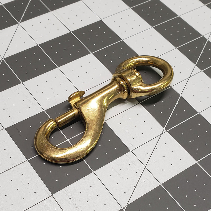 Load image into Gallery viewer, Solid Brass Swivel Snaps - Large Heavy-Duty SIze for Large Pet Leashes, Tie-Outs, Etc.