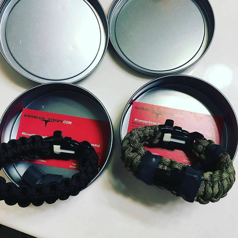 Load image into Gallery viewer, Camper Strap - Outdoor, Hike, & Kayak ready Survival Fire Starter Paracord Bracelet.