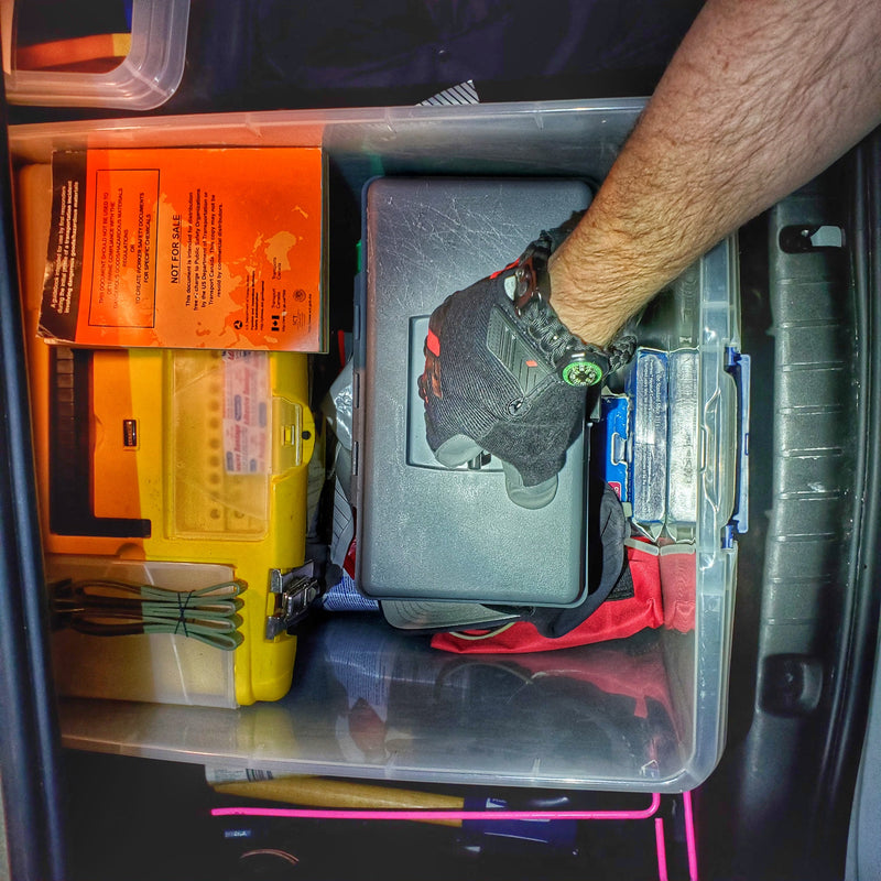 Load image into Gallery viewer, First Responder Strap - Police LEO backup duty gear w/ light, cuff key, seatbelt cutter, compass.