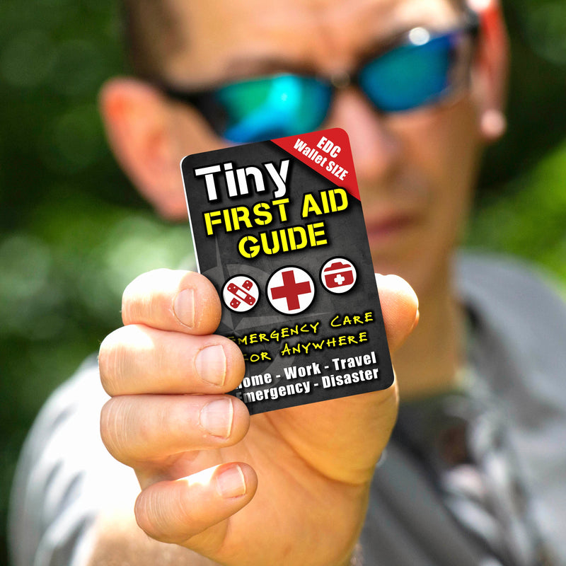 Load image into Gallery viewer, Tiny First Aid Guide