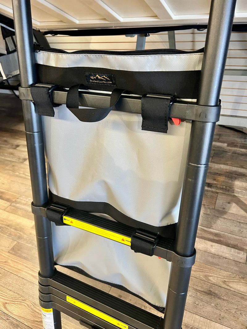 Load image into Gallery viewer, Ladder Trash Bag - 24 inch