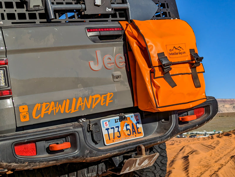 Load image into Gallery viewer, Tailgate Trash Bag Gladiator - Tacoma - Ram - Rivian -QuarterMaster