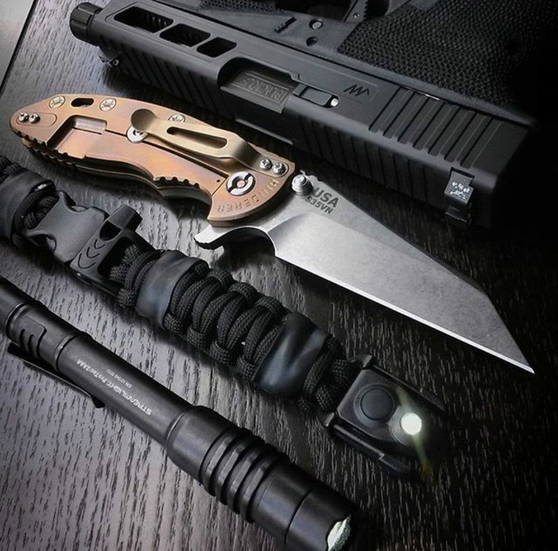 Load image into Gallery viewer, EDC Prepper - Paracord Bracelet Urban Tool Kit Equipped w/ LED Light, fire starter, blade, compass.