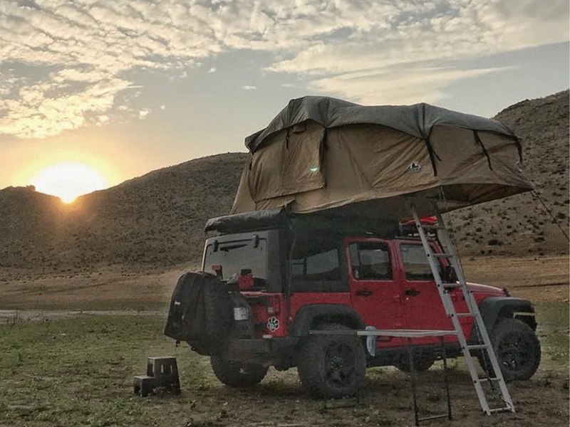 Load image into Gallery viewer, Tuff Stuff Ranger Roof Top Tent - 3 Person