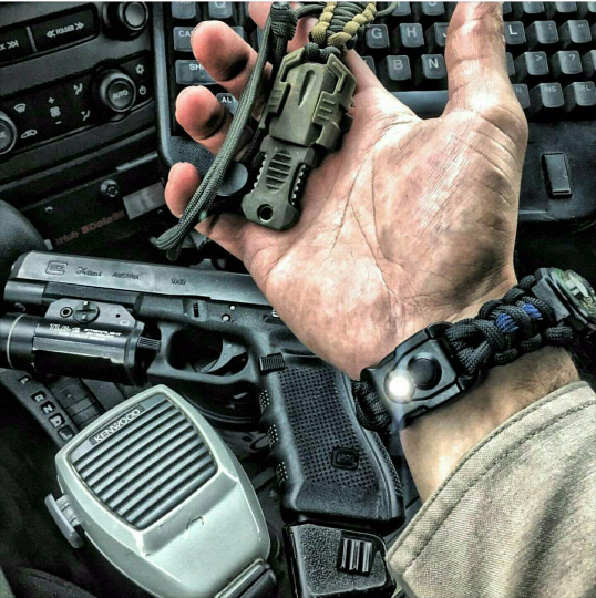 Load image into Gallery viewer, First Responder Strap - Police LEO backup duty gear w/ light, cuff key, seatbelt cutter, compass.