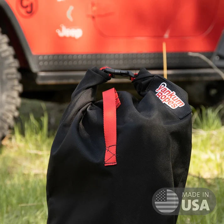 Load image into Gallery viewer, Yankum Ropes Roll Top Bag