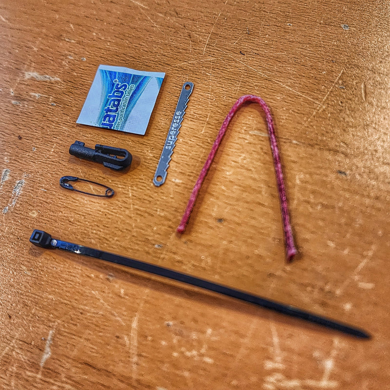 Load image into Gallery viewer, Superesse Survival Patch: Compartmentalized Micro EDC and Survival Kit
