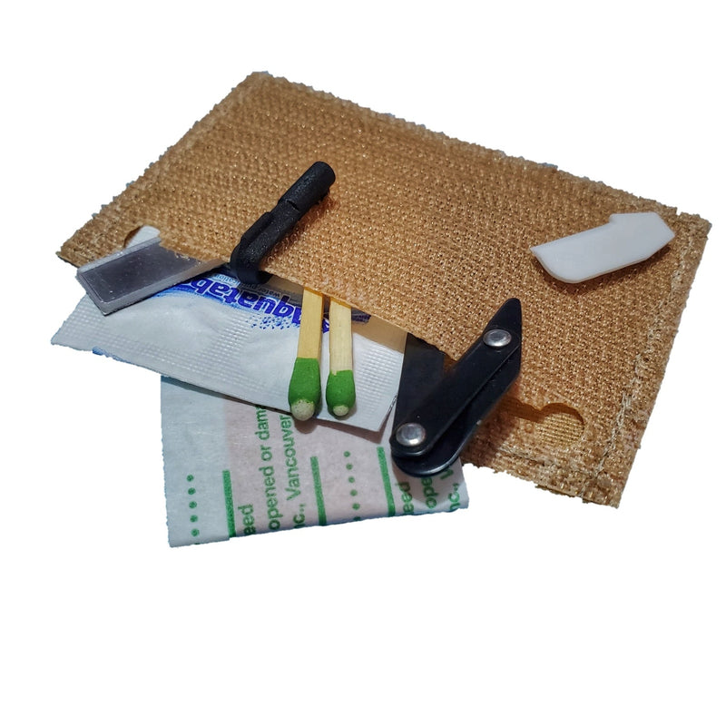 Load image into Gallery viewer, Subdued Storage Pocket Patch: A coverable two layer Velcro patch with hook and loop sides.
