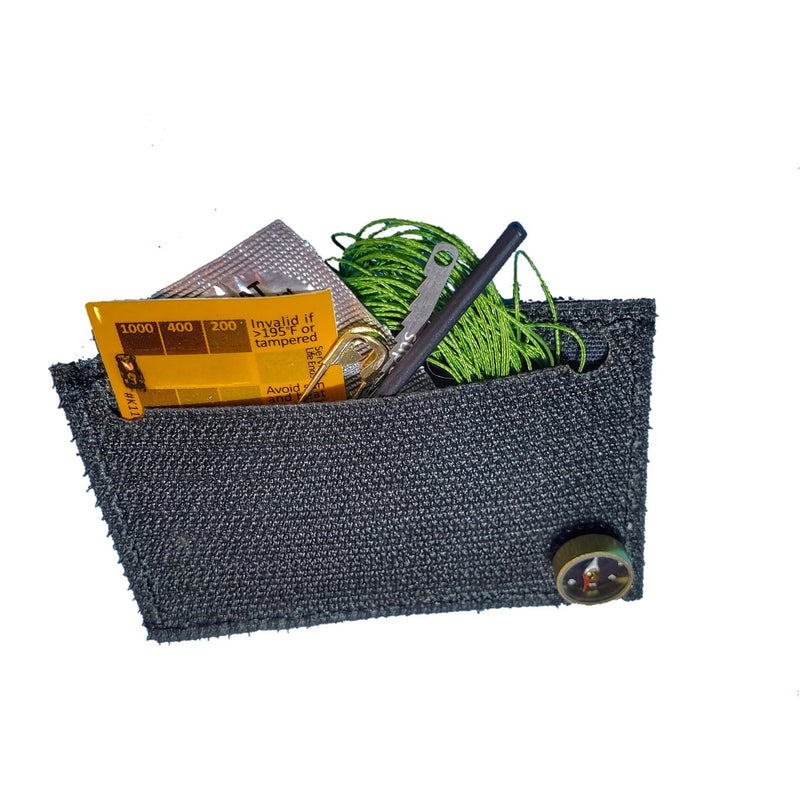 Load image into Gallery viewer, Subdued Storage Pocket Patch: A coverable two layer Velcro patch with hook and loop sides.
