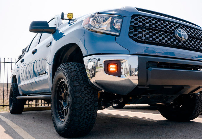 Load image into Gallery viewer, LED Fog Light Pod Replacements Brackets Kit For 2014-2021 Toyota Tundra
