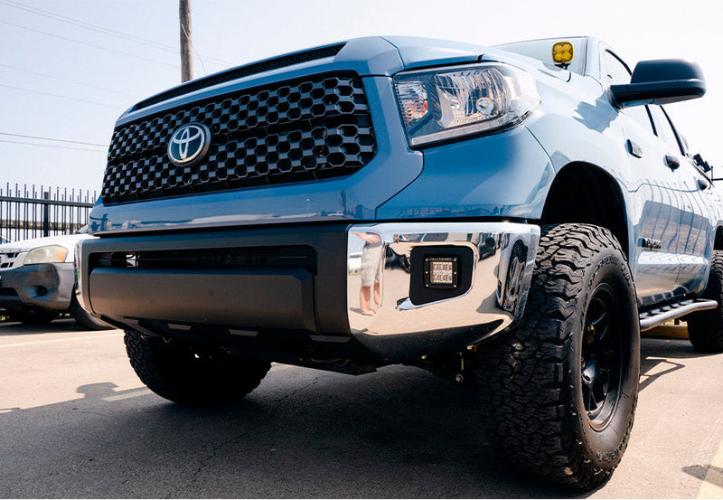Load image into Gallery viewer, LED Fog Light Pod Replacements Brackets Kit For 2014-2021 Toyota Tundra

