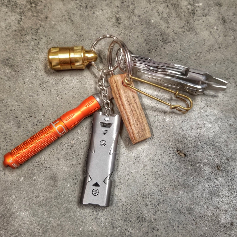 Load image into Gallery viewer, Bushcraft Safety Pin - Heavyduty Single Wire Steel Pin
