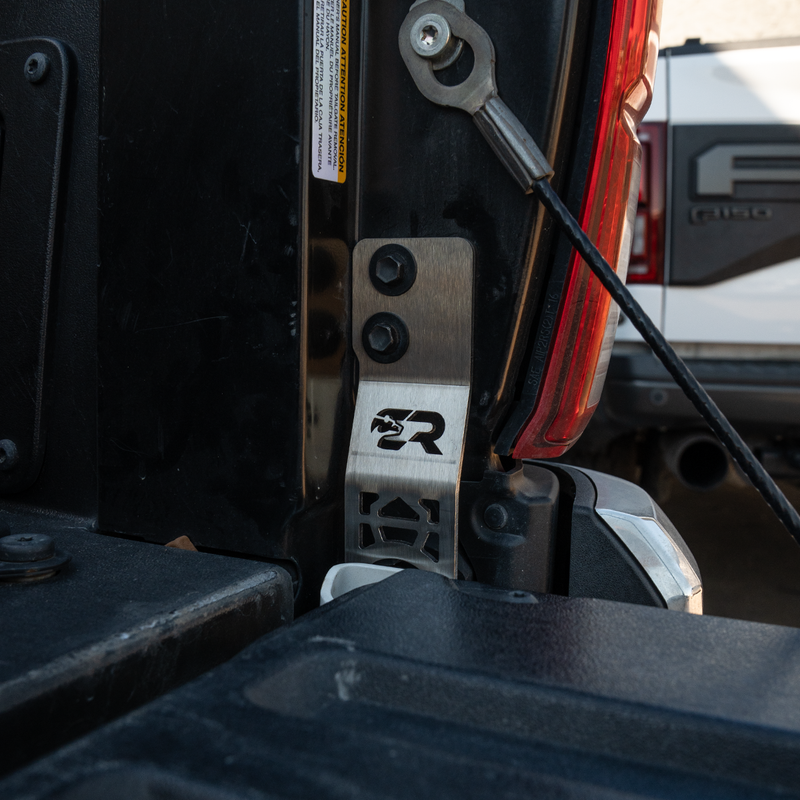 Load image into Gallery viewer, Tailgate Theft Protector for 2016-2023 Toyota Tacoma
