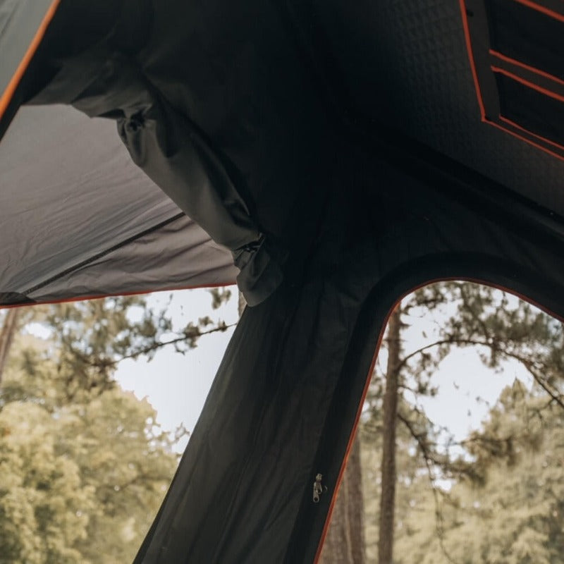 Load image into Gallery viewer, Outdoorsman XL -Aluminum Clam Shell Roof Top Tent
