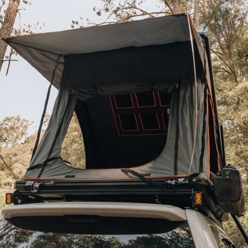 Load image into Gallery viewer, Outdoorsman XL -Aluminum Clam Shell Roof Top Tent
