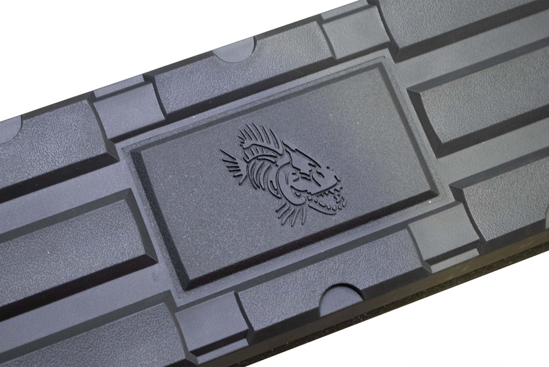 Load image into Gallery viewer, Fishbone Offroad Oval Side Steps For 2019-2024 GM Pickups FB21383
