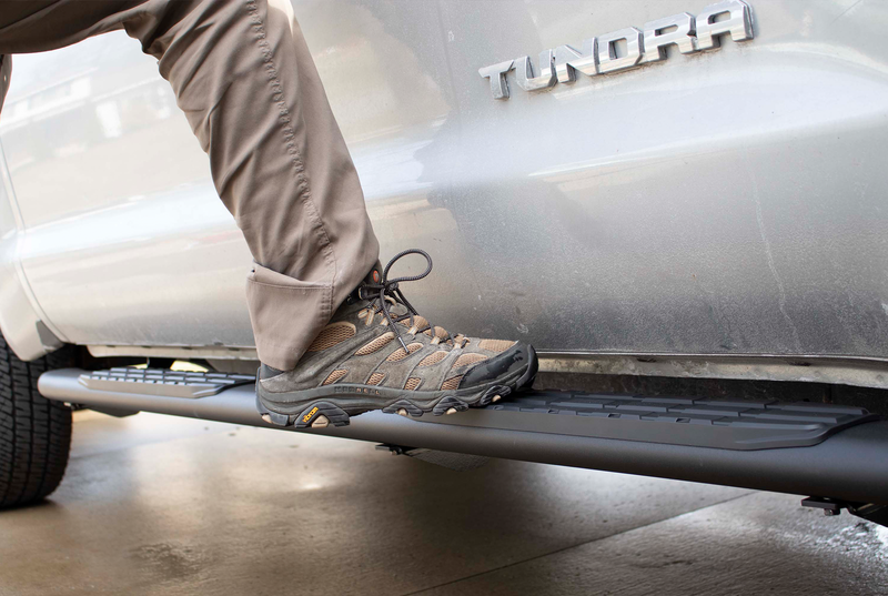 Load image into Gallery viewer, Fishbone Offroad Oval Side Steps for 2007-2021 Toyota Tundra DOUBLE CAB FB21386
