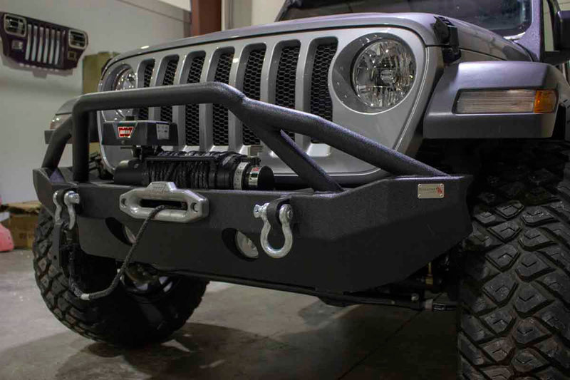 Load image into Gallery viewer, Fishbone Offroad Mid-Width Front Winch Bumper for 2018 &amp; Up Jeep Wrangler/Gladiator FB22088
