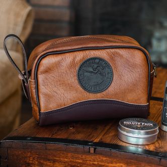 Load image into Gallery viewer, Bison Leather Sportsman's Kit Bag
