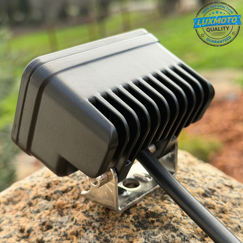 Load image into Gallery viewer, AA Powered Baja Light [batteries not included]

