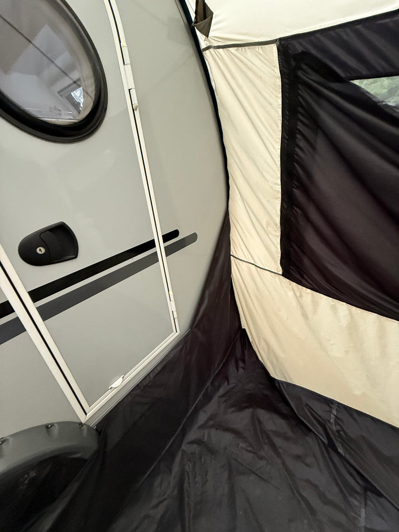 Load image into Gallery viewer, NuCamp TAB 320 Trailer Side Tent for TAB and Boondock Trailers
