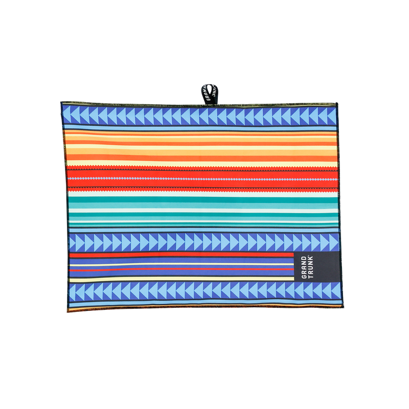 Load image into Gallery viewer, High Tide Microfiber Towel
