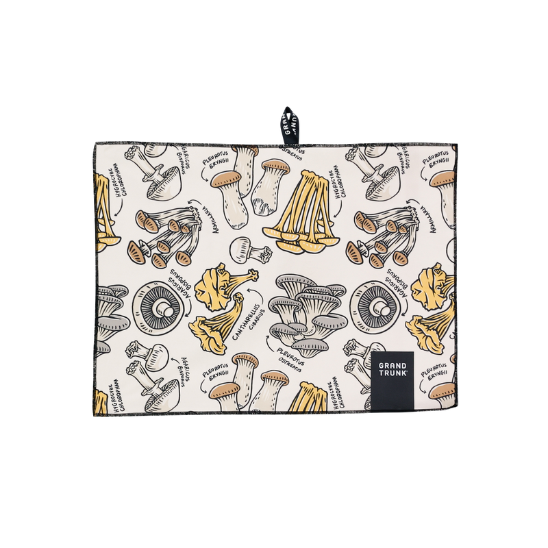 Load image into Gallery viewer, High Tide Microfiber Towel
