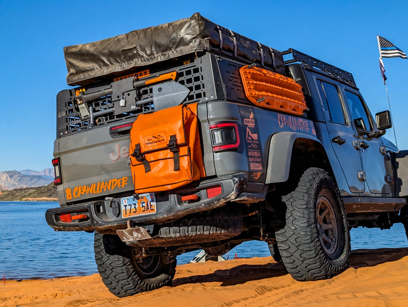 Load image into Gallery viewer, Tailgate Trash Bag Gladiator - Tacoma - Ram - Rivian -QuarterMaster

