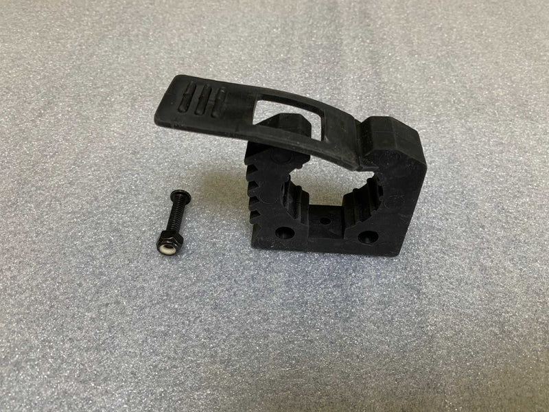 Load image into Gallery viewer, Medium Quick Fist Clamp
