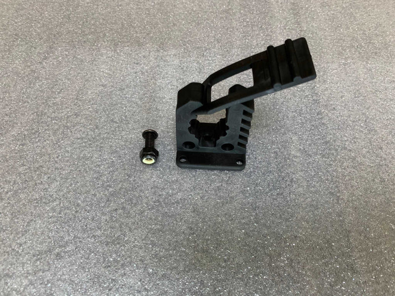 Load image into Gallery viewer, Mini Quick Fist Clamp for mounting tools &amp; equipment 5/8" - 1-3/8" diameter
