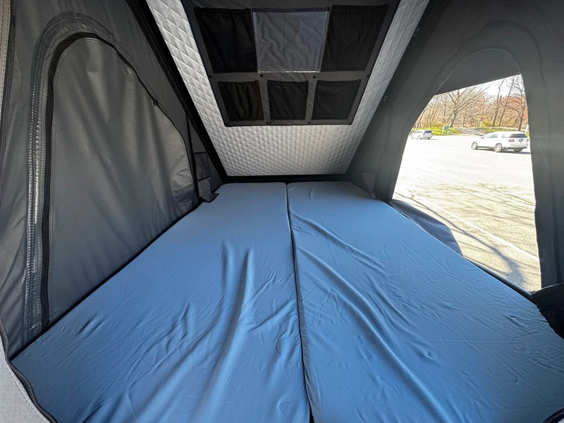 Load image into Gallery viewer, Reign Outdoor Sleep-Over RTT
