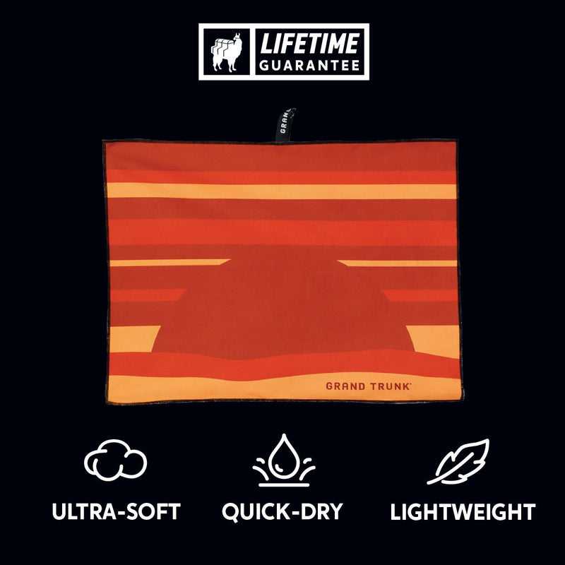 Load image into Gallery viewer, High Tide Microfiber Towel

