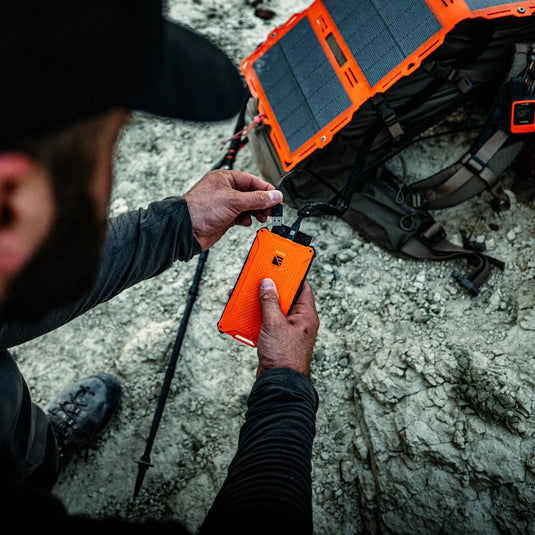 DARK ENERGY Poseidon Pro Indestructible Charger
