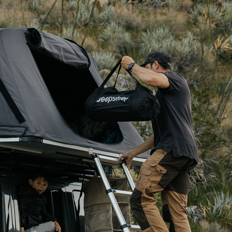 Load image into Gallery viewer, Deepsleep Solo Mat Self-Inflating Camping Bed
