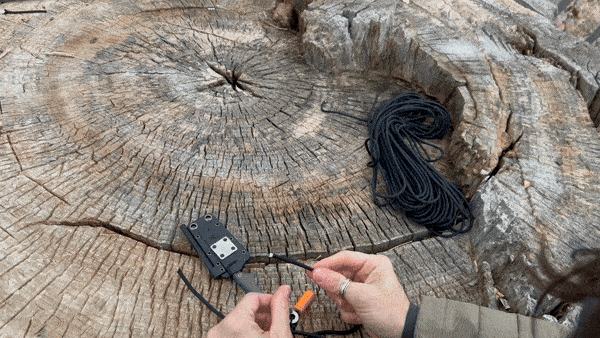 Load image into Gallery viewer, Flicker Feather Survival EDC Chisel Blade
