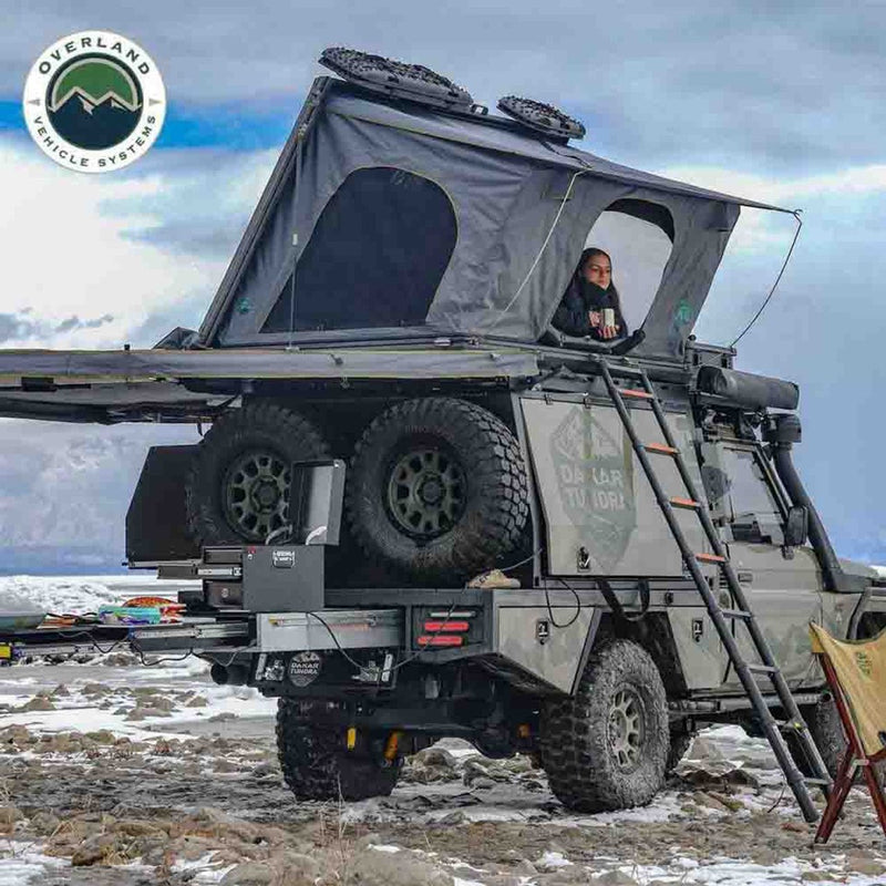 Load image into Gallery viewer, HD Sidewinder Side Load Aluminum Hard Shell Roof Top Tent, Grey Body &amp; Green Trim
