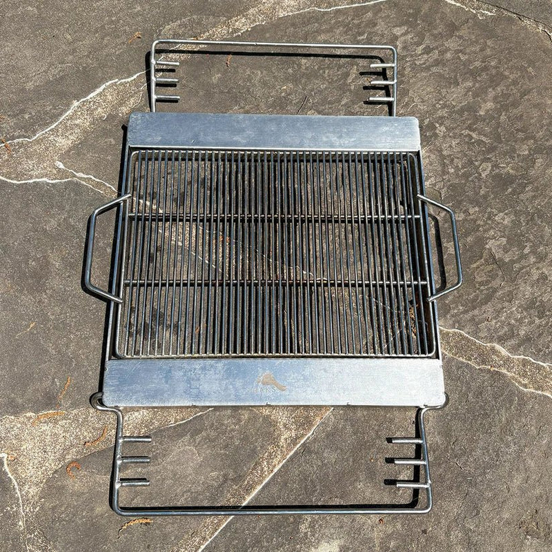 Load image into Gallery viewer, TOAKS Grill: Compact Portable Outdoor Cooking
